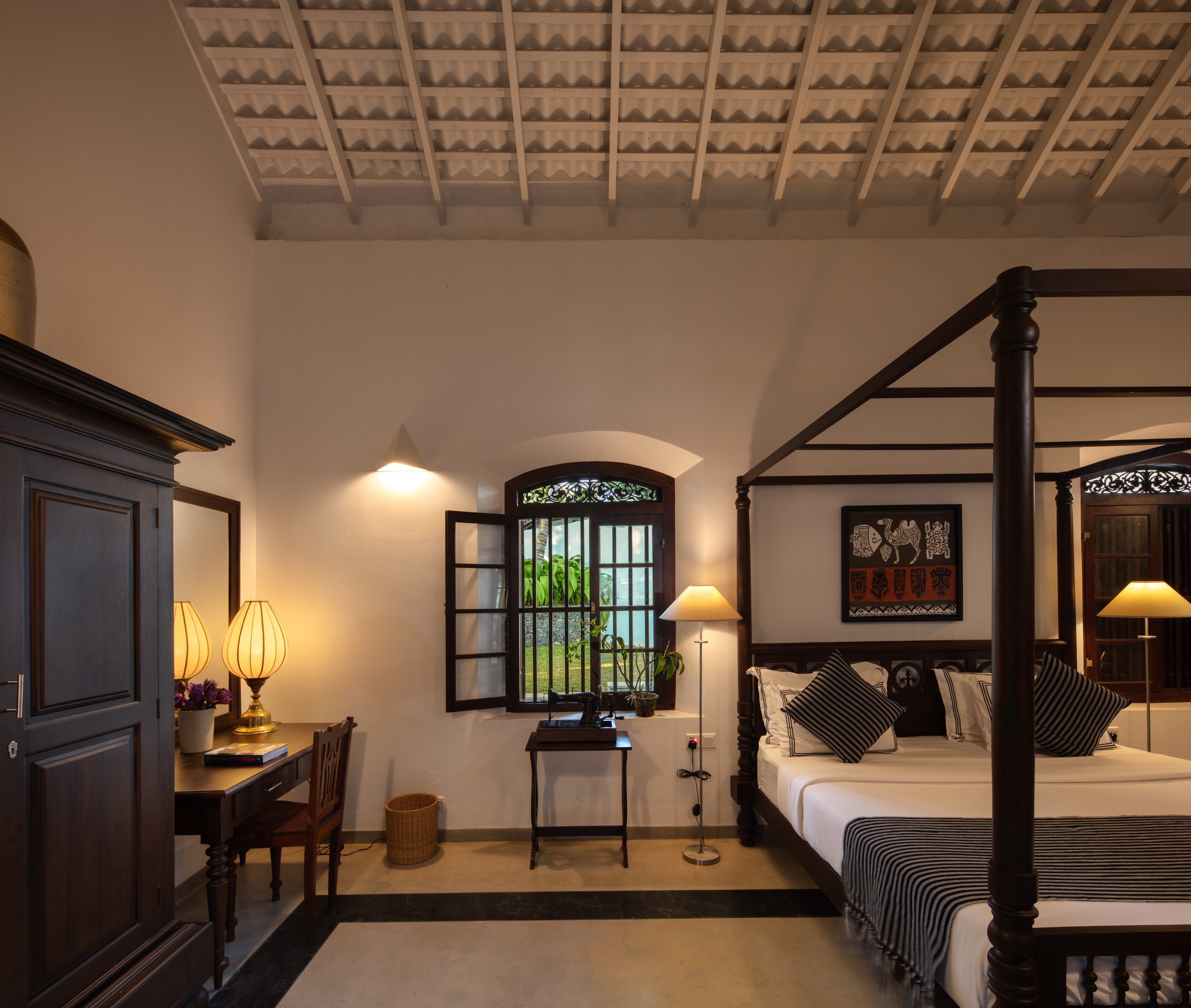 ARCHITECTURAL - RIVER HOUSE